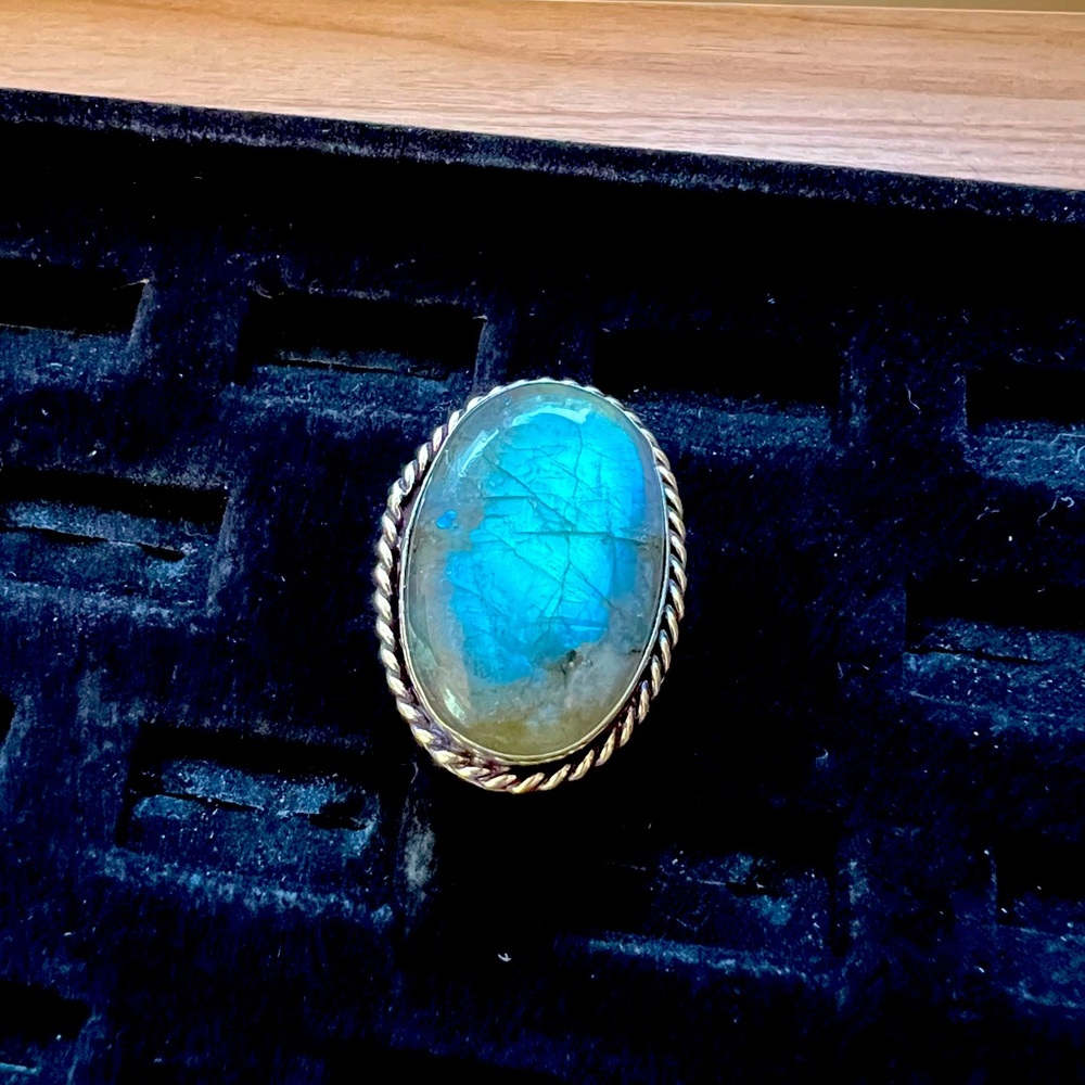 Labradorite Flash Cabochon Ring